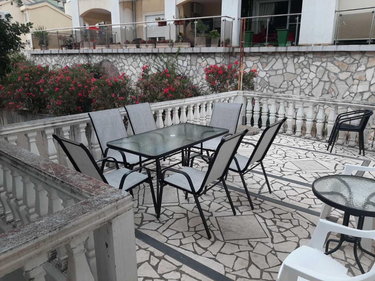 Apartment Danijela Budua Esterno foto